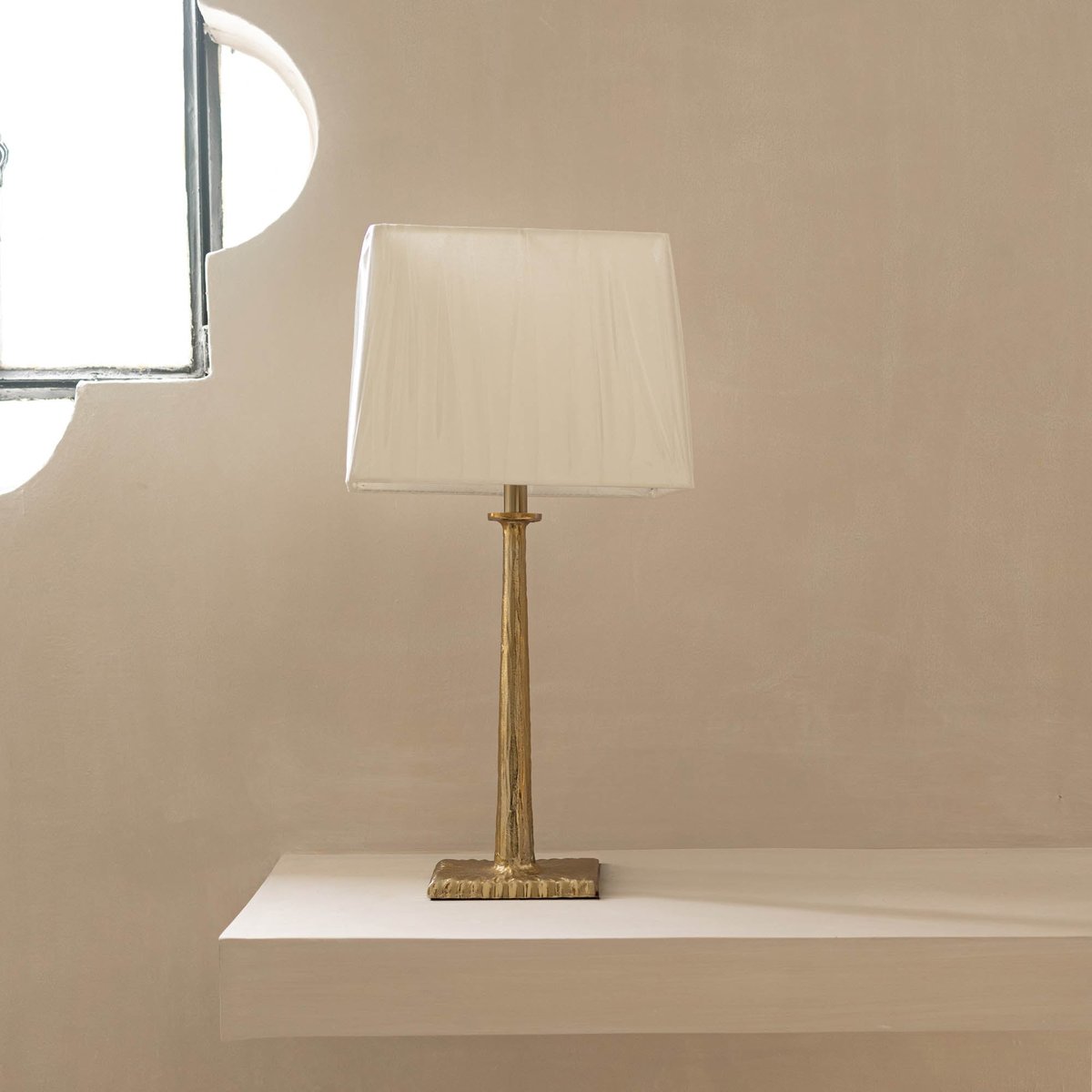 28-Inch Antique Brass Aluminum Table Lamp with Linen Shade