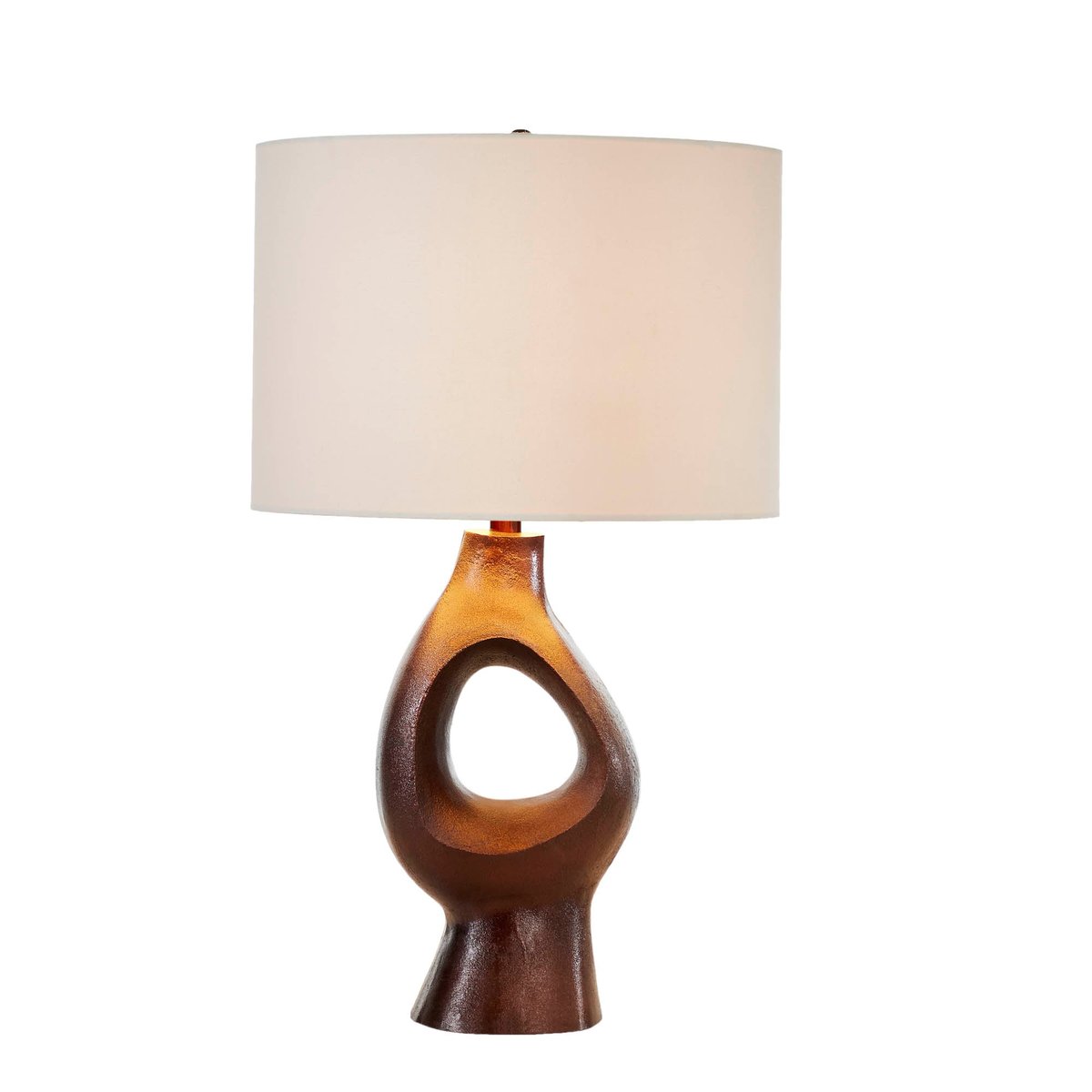 Lampe de table en aluminium perforé finition cuivre de 26 pouces